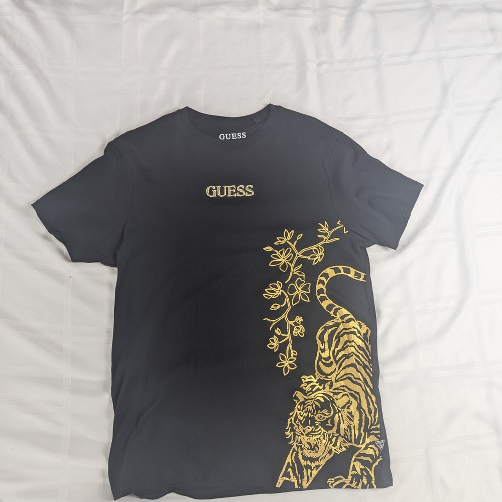 Guess Black and Gold Short Sleeve Tee